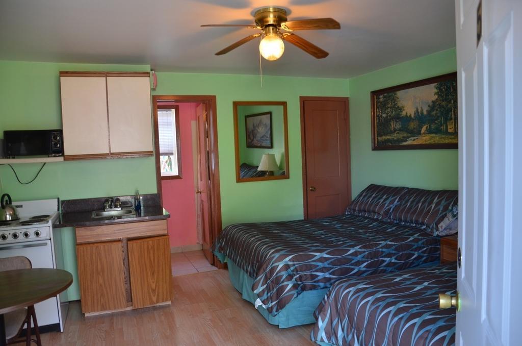 Deer Trail Motel Wisconsin Dells Bilik gambar