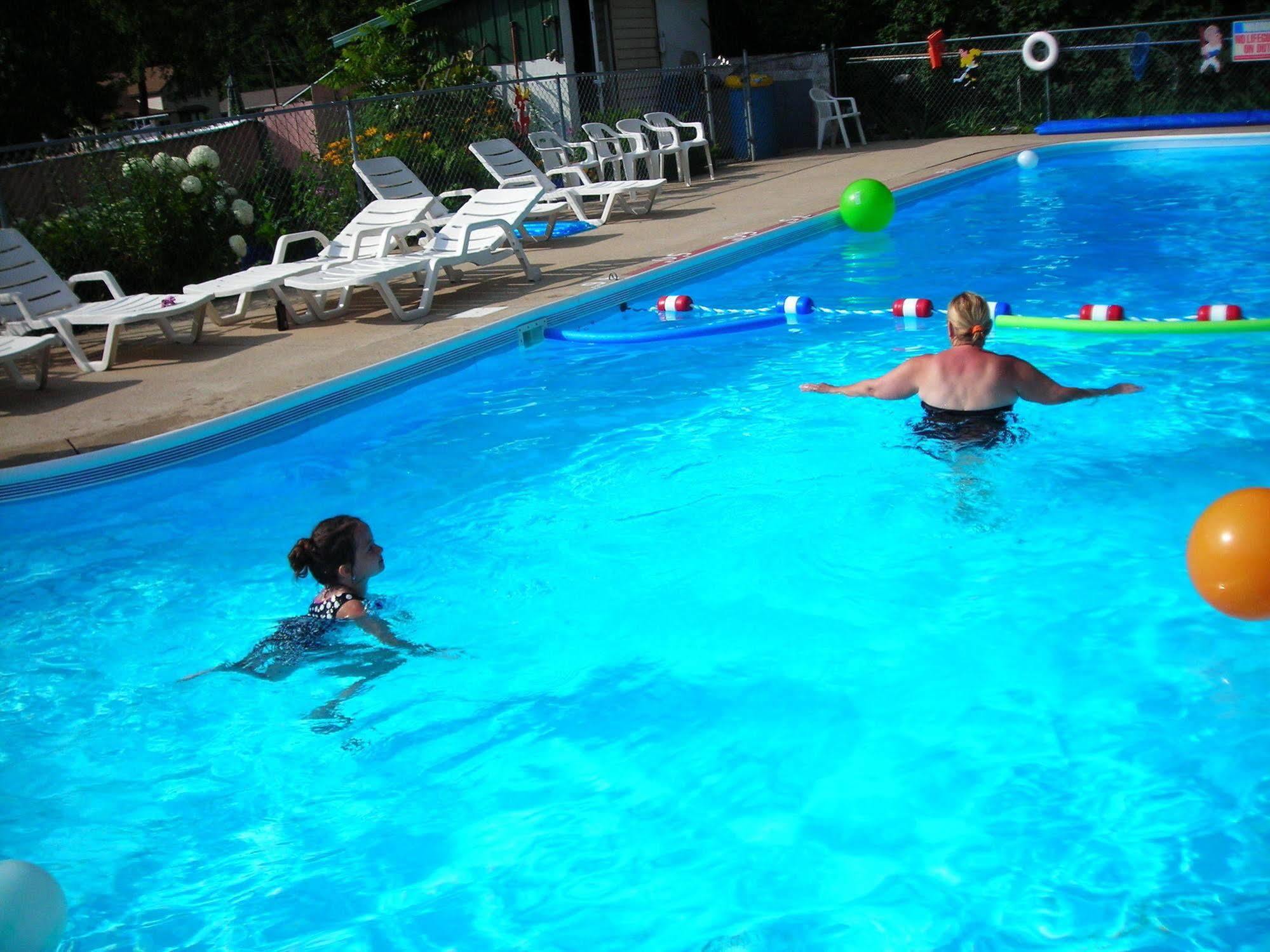 Deer Trail Motel Wisconsin Dells Luaran gambar